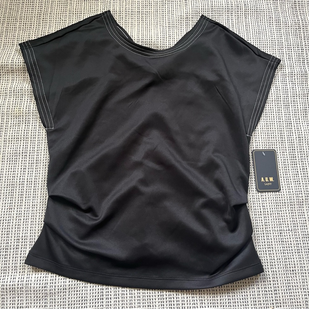 A.U.W Women's Black Blouse Size Small